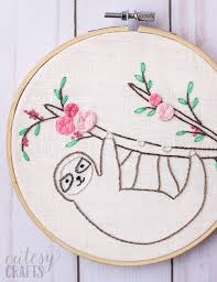 500 simply charming designs for embroidery: Sloth Easy Embroidery Pattern Cutesy Crafts