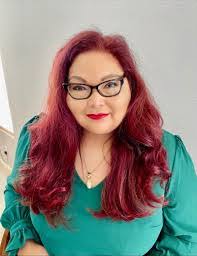 Cynthia Urroz's Instagram, Twitter & Facebook