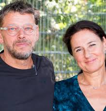 ClipHut: Flexible timber system for architecture and design