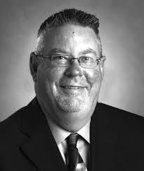 Eli Duzan's Instagram, Twitter & Facebook