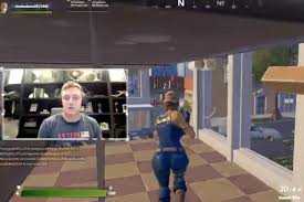 I try bryson dechambeau's insane sik golf putter! Bryson Dechambeau S Entraine Sur Fortnite L Equipe