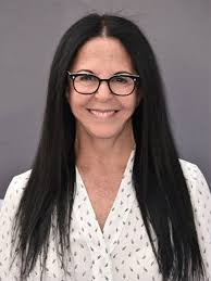 Lori Forte's Instagram, Twitter & Facebook