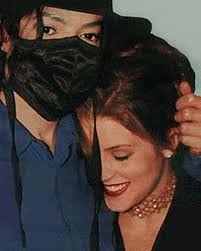 On This Day: February 7, 1998, Michael Jackson and Lisa Marie came to  dinner at the Ivy Restaurant in Los Angeles. Michael Jackson called Lisa  Marie and said he wanted to take