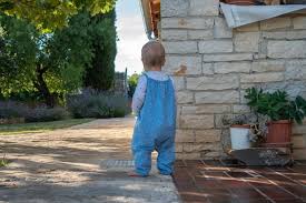 Dachte ich habe beide treppenschutzgitter zu gemacht, war aber nur das nach unten zu. Urlaub Mit Baby Und Kleinkind So Findest Du Eine Passende Ferienwohnung