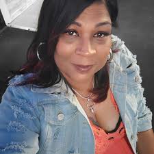 Chief Lane Cadwell and Detective Curtis McClendon, we acknowledge and  appreciate your remarkable service. Twenty-five years and 5 years and 3  months, respectively, are testaments to your unwavering commitment to our  community.