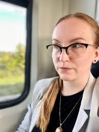 Russell Berndt's Instagram, Twitter & Facebook