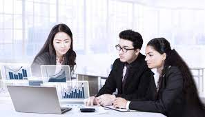 Banyak orang menantikan datangnya thr untuk menambah jumlah uang dalam dompet dan untuk membeli pakaian baru untuk dipakai saat lebaran nanti. Government Encourages Companies To Give Allowances For Interns News En Tempo Co Tempo Co