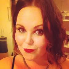 Hannah Brook (@hanvbrook)