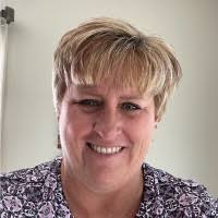 100+ "Lowe's" profiles