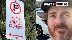 Road rules: No parking sign leaves Sydney driver confused