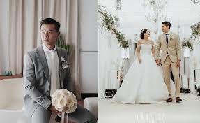 Baju nikah putih simple nikah outfit, nikah dress, malay wedding | baju pengantin simple. Biar Aura Pengantin Makin Bersinar 11 Setelan Jas Cowok Ini Bisa Jadi Referensi Buat Ijab Kabulmu Yang Sakral