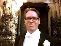 Can we take down the mast ourselves for transport?