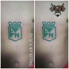 Catalanes no la han pasado del todo bien en la temporada, pero su gane 2 a 1 ante el athletic los catapultó. Escudo Atletico Nacional Leonel Studio Tattoo Art Facebook