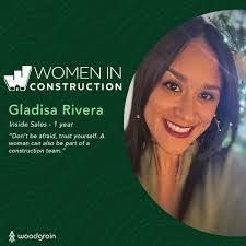 Laurie Clawson's Instagram, Twitter & Facebook