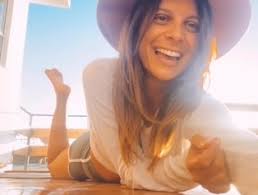 Hello beautiful souls!💜 🔺Urgently L O O K I N G for a private large room  or apartment🔻 My name is Dheva and I m a Tantra Yoga teacher, Certified  massage therapist