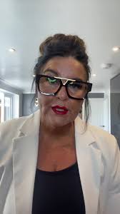 Stylish Black & White Plus Size Fit Check