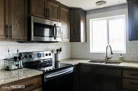 Before you can learn how to install subway tile backsplashes, you need to remove whatever is standing in as your current backsplash. Installing Subway Tile Backsplash Hometalk