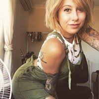 Tiffany Rettig's Instagram, Twitter & Facebook