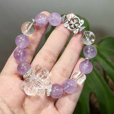 Stylish Amethyst Bracelet