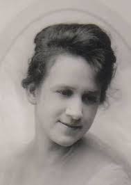 Barbara Ehl's Instagram, Twitter & Facebook