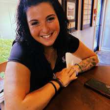 ISO a hairstylist who specializes in brunettes around dalton, ringgold,  chatt area! 💇🏽‍♀️ thanks!