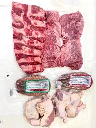 Come get your Pibb Xtra!!! 12 pk cans and 20 Oz bottles🥤😄