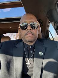 Lloyd Crews (@lloyd.crews.1) • Facebook