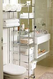 Lo ideal es escoger una buena puerta ia sea de la medida que tiene el baño de la calidad y el diseño, eso es depende de cada uno de ustedes, pero para las puertas de acrílico para baños pequeños, son mas coplicadas para este caso, lo ideal seria consultar y cotizar las puertas acrilicas y combersar. Banos Pequenos Modernos 50 Imagenes E Ideas Contemporaneas