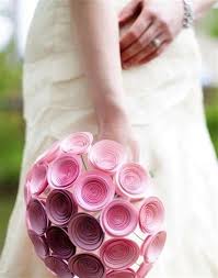 From vibrant oranges and yellows to dark and deep shades of red and purple, this wedding bouquet inspiration board is great for finding your perfect fall color palette for your autumn wedding. Non Floral Wedding Bouquets Arabia Weddings