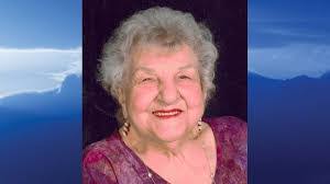 Anna Pizza's Instagram, Twitter & Facebook