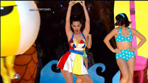 A look back at the iconic super bowl xlix halftime show featuring katy perry, lenny kravitz, missy elliott, and left shark! Super Bowl 2015 Katy Perry Rocks Halftime Show With Explosive Performance Abc News