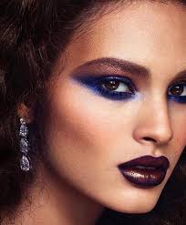 Abrir Los Ojos Creer Menos En Lo Que Vemos Y Aceptarnos Son Las Claves Para Recuperar Un Ide High Fashion Makeup Editorial High Fashion Makeup Editorial Makeup