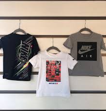 Black And White Nike T Shirt 1 Black Sri Fit Nike Tee 1 White Nike Tee 1 Grey Nike Air Tee All Like New Worn A Couple Of Times Mens Tops White Nikes Nike Tees