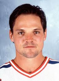 Player photos for the 1983-84 Saskatoon Blades at hockeydb.com