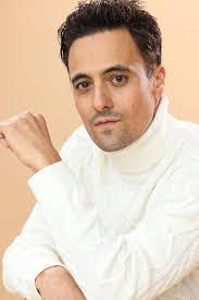 Alfred Lafleur's Instagram, Twitter & Facebook