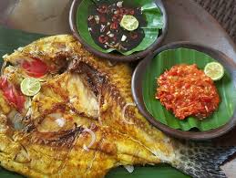 Ikan pari bakar menggunakan pes sambal yang power ala marina ismail yang berkongsikan resepi di laman facebook. Ikan Bakar Ori 5 2 Large Jpg Picture Of Pari Koro Restaurant Ende Tripadvisor