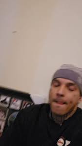 I ain just a rapper when u step u better come correct 😤