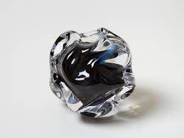 Fluid Rocks Artist Flavie Audi Forms Gem Like Sculptures From Glass Sculptures Glass Art Glass Sculpture