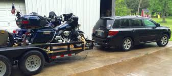 Toyota highlander entries equipped for towing duties will add trailer sway control and will tow up to 5,000 pounds of cargo with ease. Towing With My 2010 Highlander Toyota Nation Forum