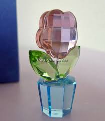 Check spelling or type a new query. Swarovski Flower Red Pink 627097 The Crystal Lodge S Photo Gallery
