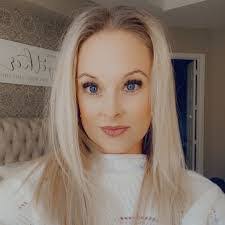 Katie Bloss's Instagram, Twitter & Facebook