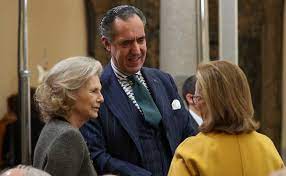 Jaime de Marichalar se reencuentra con los Reyes en una entrega de premios