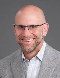 Greg Ross's Instagram, Twitter & Facebook