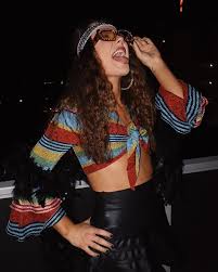 Amanda Pavs On Instagram I M Elton John If Elton John Were Hannah Montana In 2020 Elton John Costume Elton John Halloween Costume Halloween Outfits