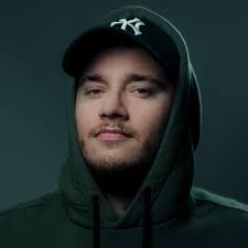 Daniel Krakowiak (@lauferwwa) • Instagram photos and videos