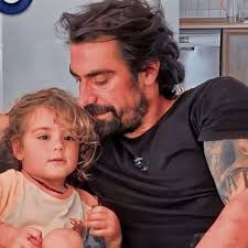 Can Yaman Vs ibrahim çelikkol