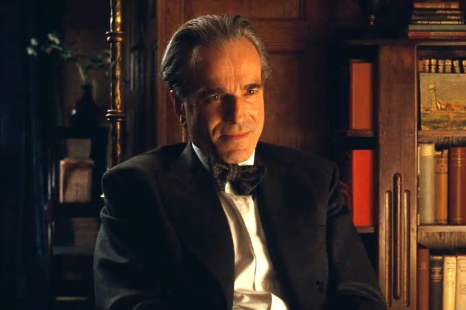 The Twisted Knots of Power and Control in Phantom Thread – Feminist  Frequency