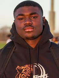 Shaun Ford's Instagram, Twitter & Facebook