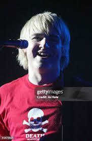 Aaron Buckingham of "V" supports McFly and performs