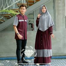Nah, atasan brokat tak melulu dipadukan dengan rok batik saja, loh. Baju Couple Kondangan Kekinian Modern Kapel Pesta Elegan Mewah Pasangan Muslim Couple Keluarga Shopee Indonesia